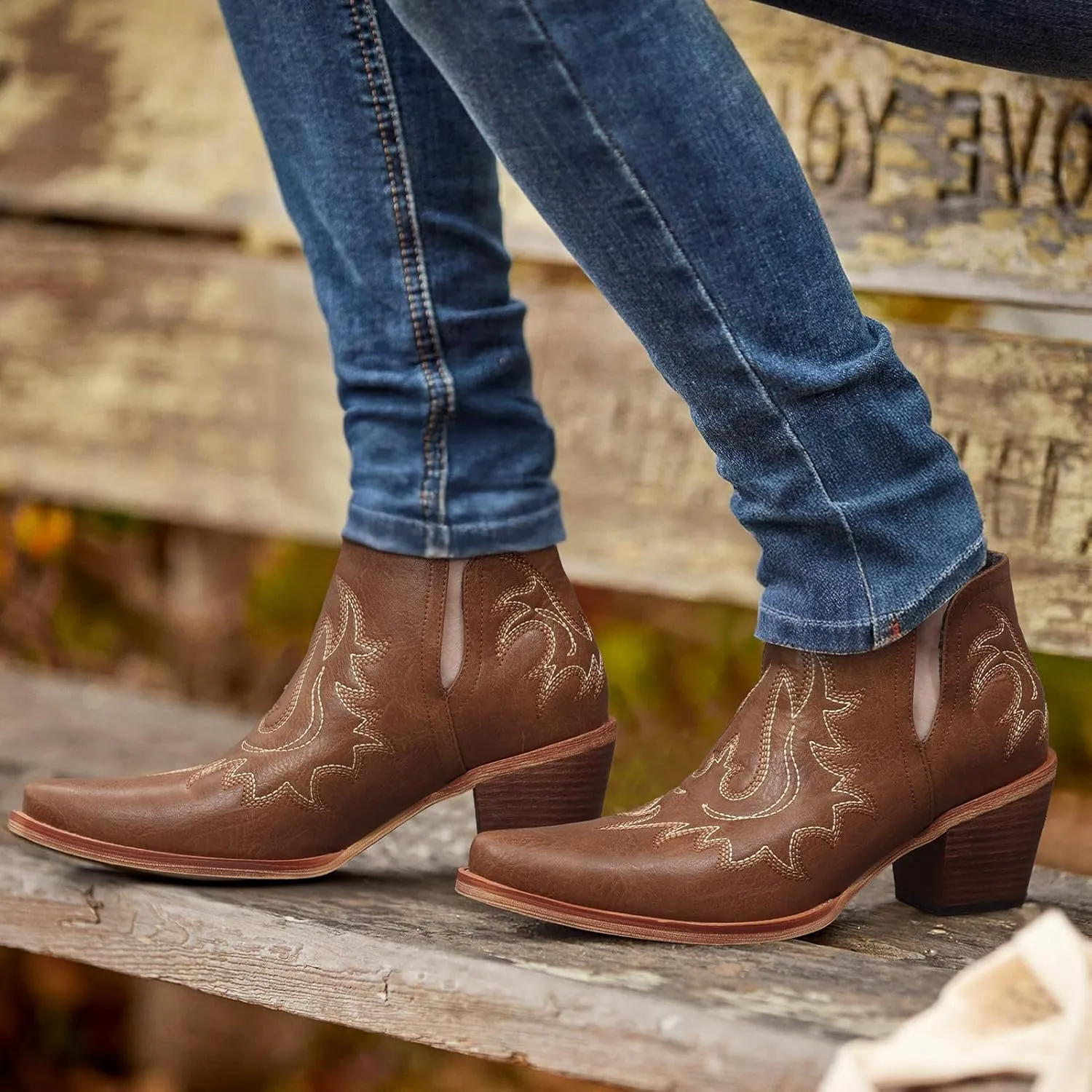 Ankle Cowboy Boots for Women - Cowgirl Booties, Western Short Boots Chunky Heels Pointed Toe(UNDERSIZE: PLEASE SELECT SIZE UP)