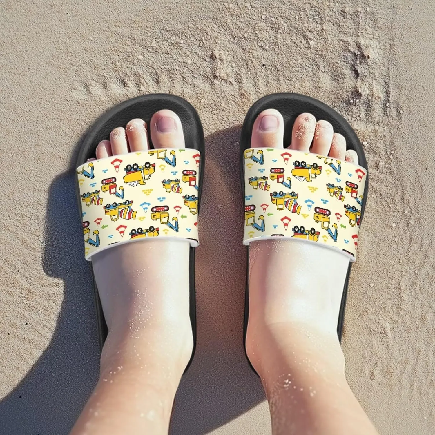 GOSTONG Unisex Slides for Boys Girls Slides Slippers Non Slip Shower Shoes Casual House Sandals Thick Sole Indoor & Outdoor