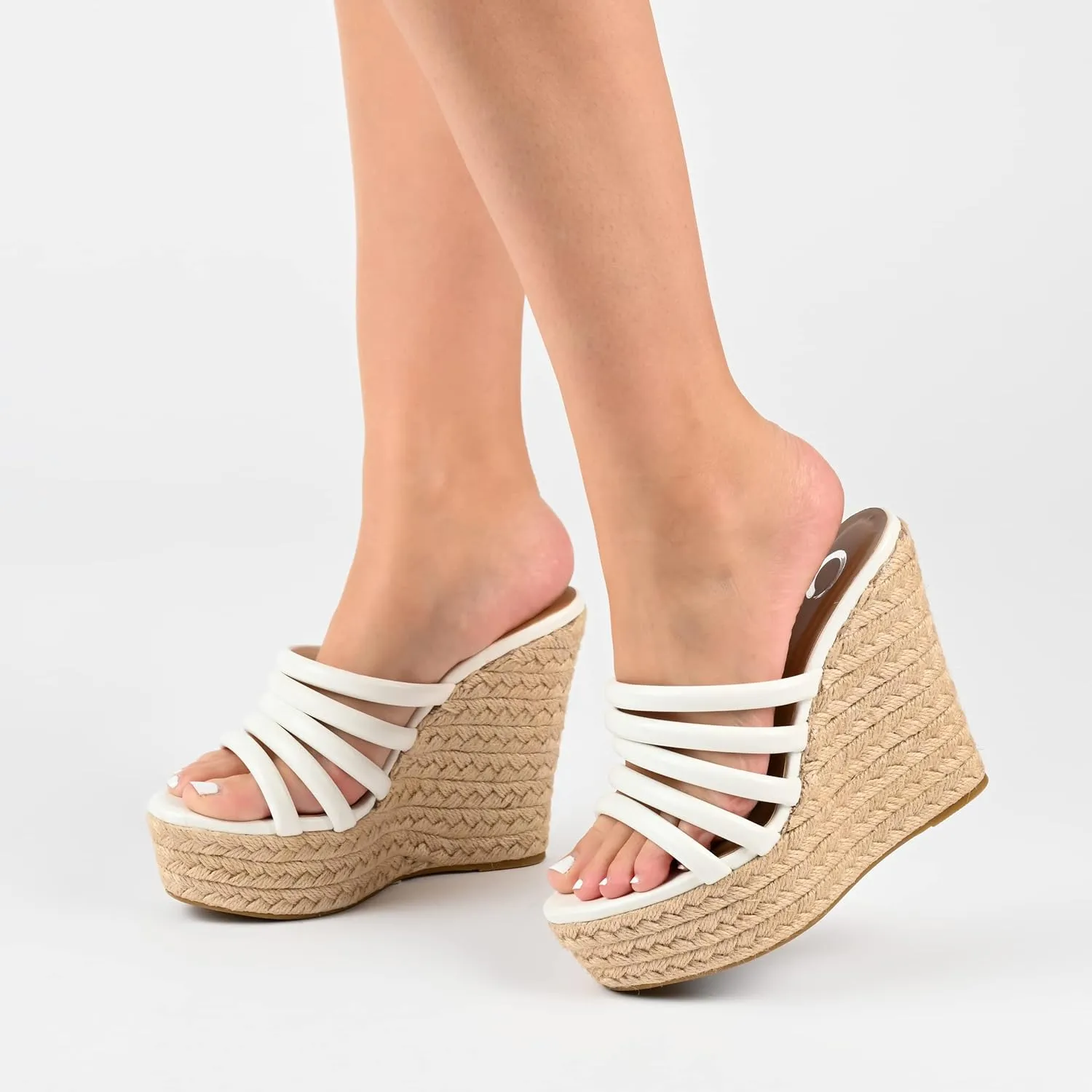 Journee Collection Womens CYNTHIE Puffy straps Round toe Wedge Sandals