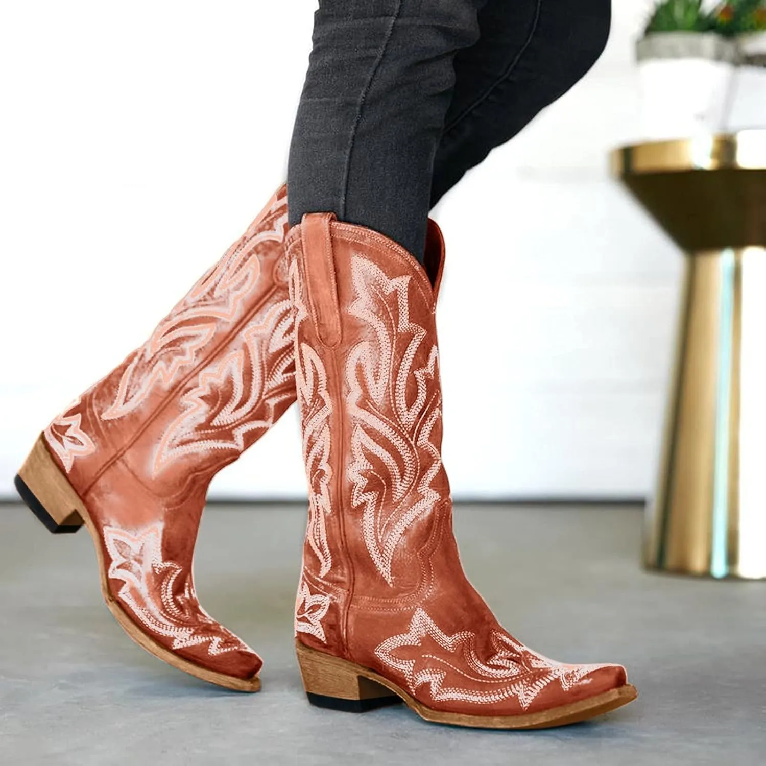 Knee High Cowboy Boots Women Women Cowgirl Boots Fashion Mid Half Pull on Chunky Heels Pointy Toe Embroidered Boots