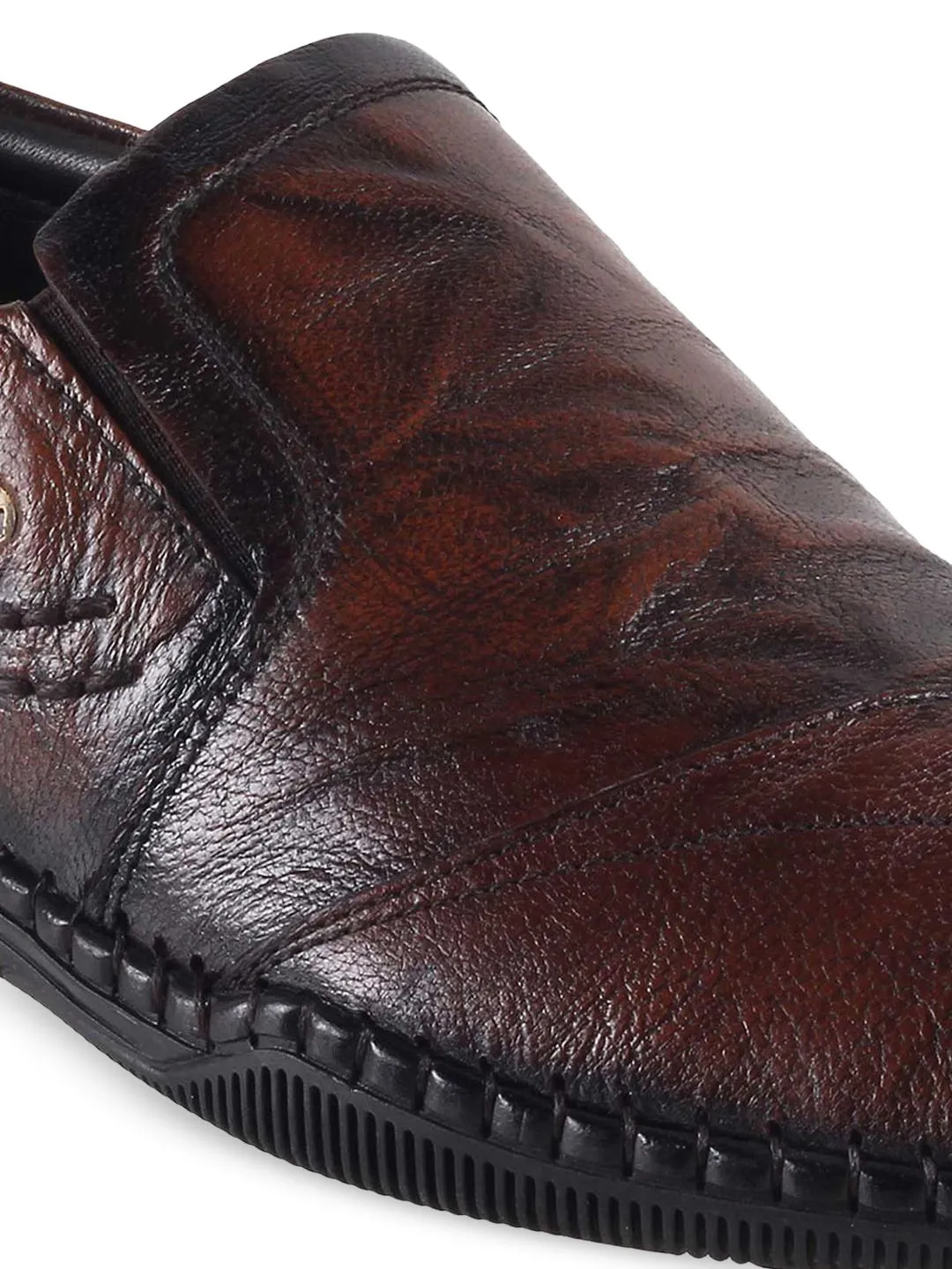 Metro Men Textured Leather Loafers