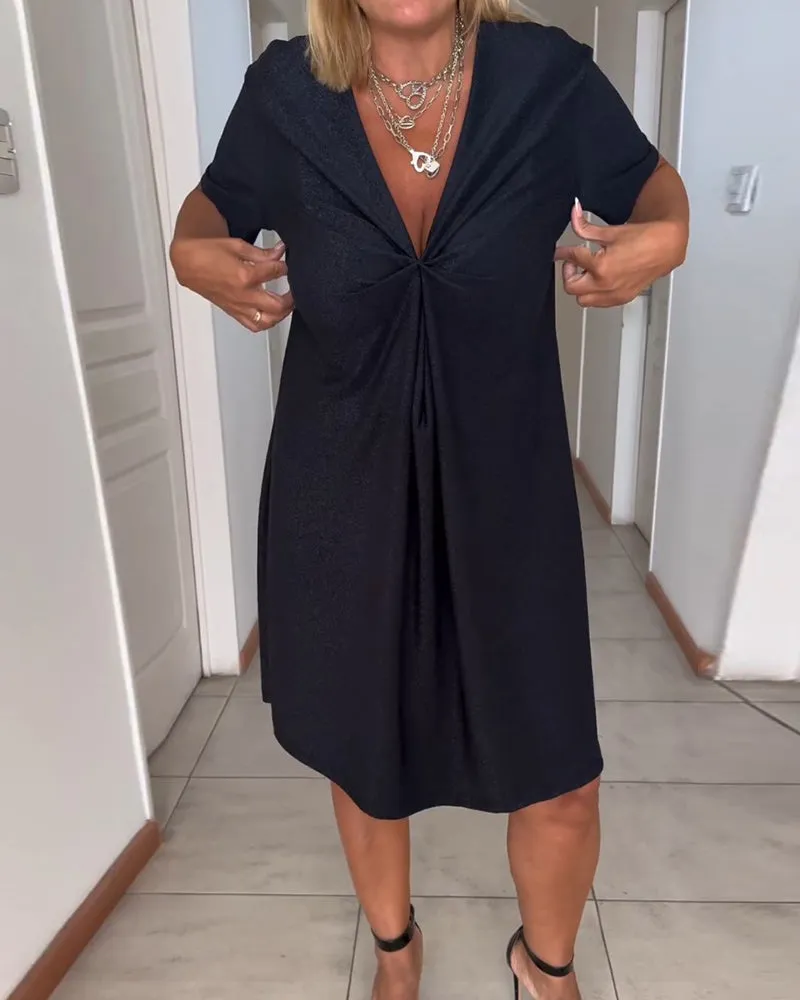 Mila | Short-Sleeve V-Neck Twist Dress