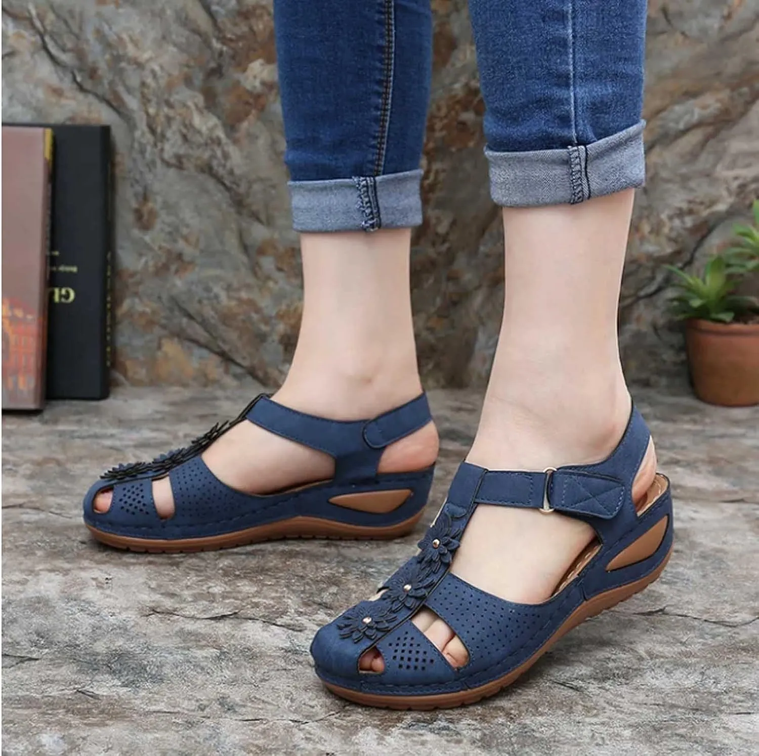 Summer Hollow Sandals for Women Fashion Flower Round Toe Strap Buckle Soft Sole Shoes Ladies Girl Comfortable Wedge Sandals