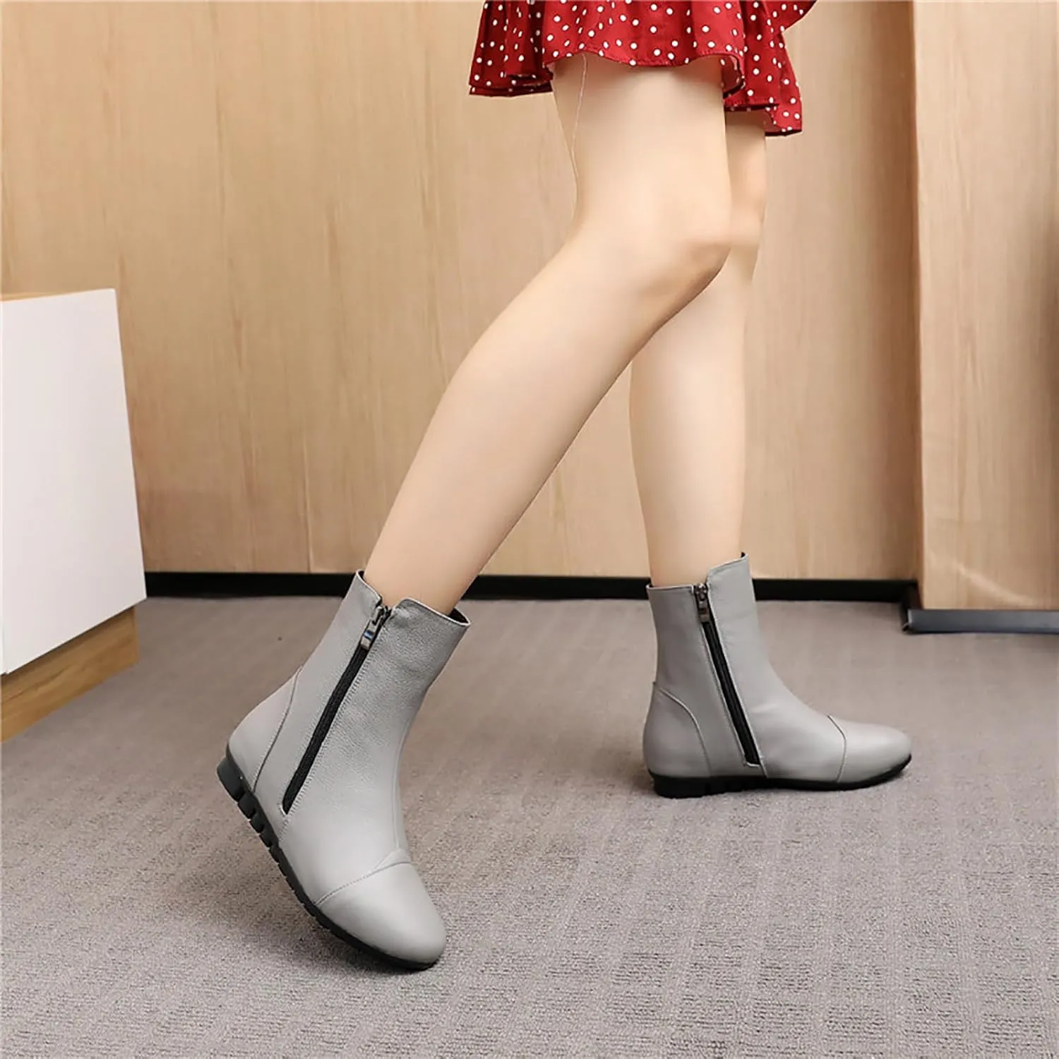 Women's Leather Side Zip Flat Ankle Boots Fashion Comfortable Slip-on Fur Lined Warm Chelsea Booties Winter Low Heel Mid Calf Flat Boots