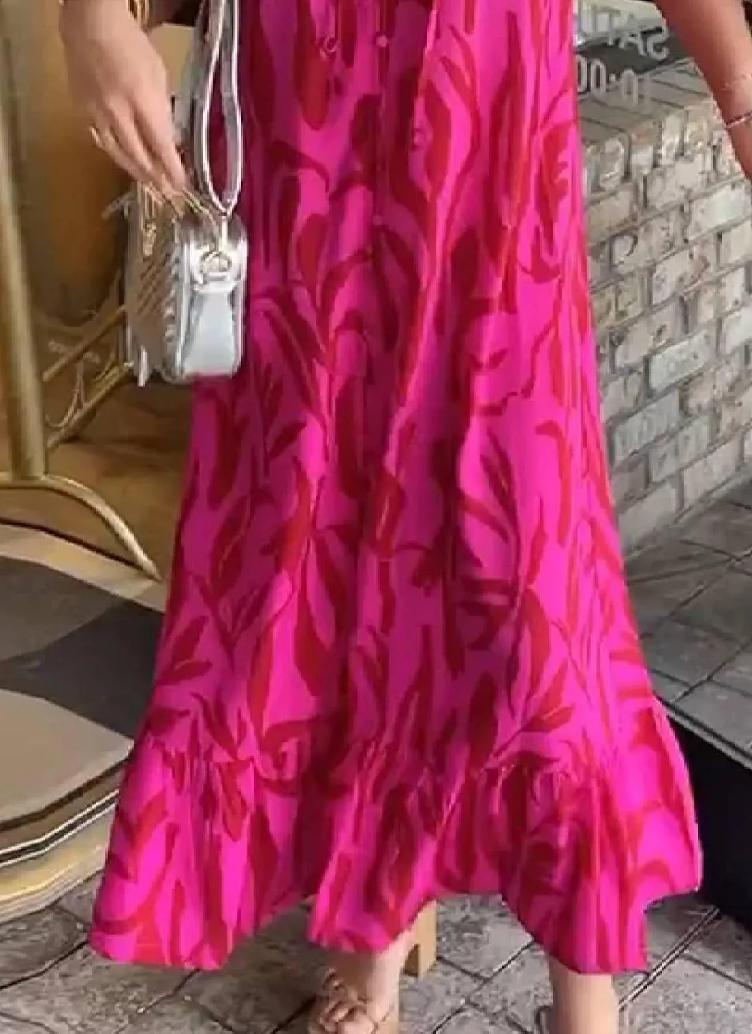 Women's Stylish Dresses V Neck Short Ruffled Sleeves Animal Print Casual Tiered Bohe Beach Vacation Midi Dress