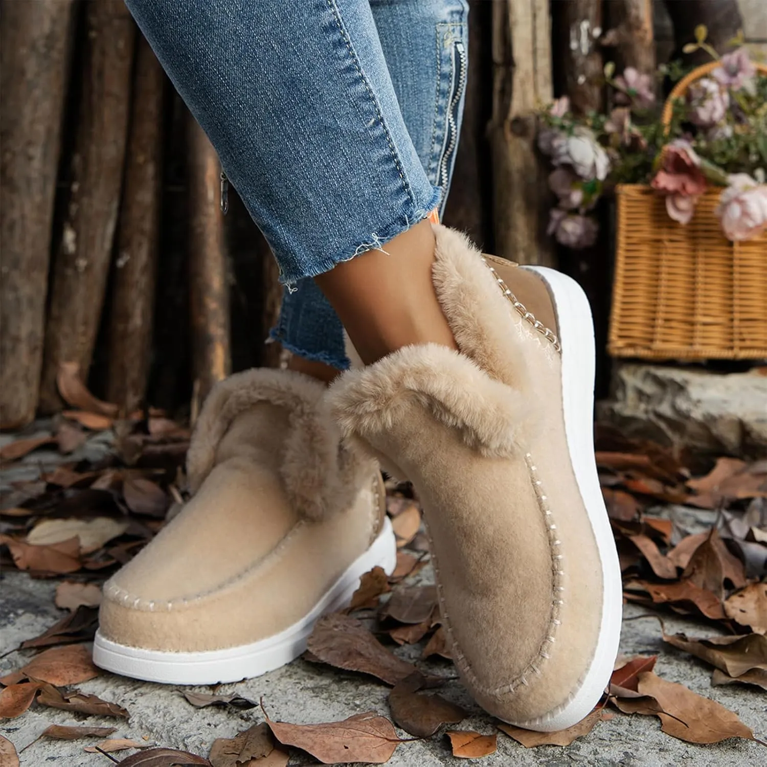 Women's Winter Plush Lined Flat Shoes,Soft Plush Slip-on Sneakers for Cozy Feet,Faux Fur Lining Anti-Slip Ankle Boots